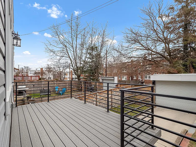 6107 7th Pl NW — Photo 20