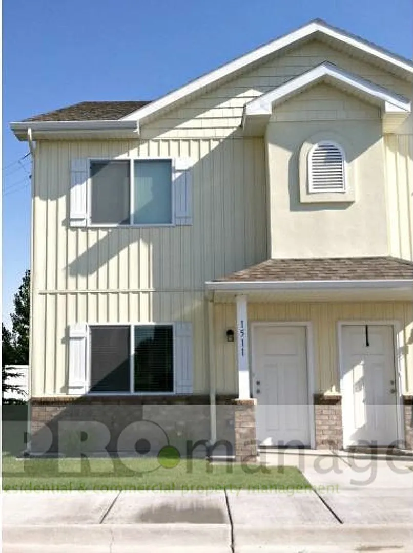 Parkway Place — Photo 1