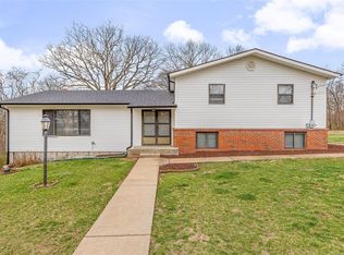 3358 Frontier Rd, Festus, MO 63028