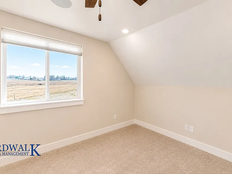 7778 Center St — Photo 22