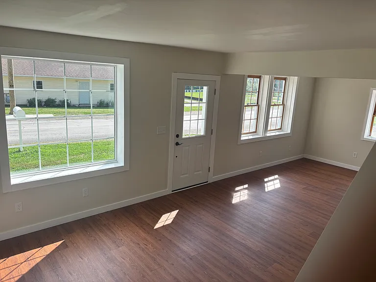 7614 Maple St — Photo 15