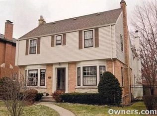 800 S Fairview Ave, Park Ridge, IL 60068