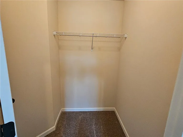 1550 Horseshoe Creek Ln — Photo 34