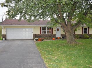 693 Baums Bridge Rd, Kouts, IN 46347