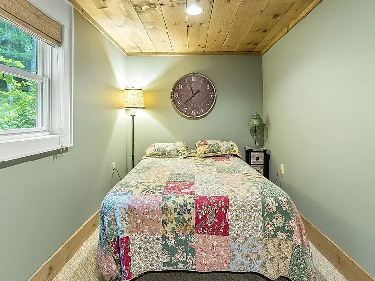412 Dog Mountain Rd — Photo 27