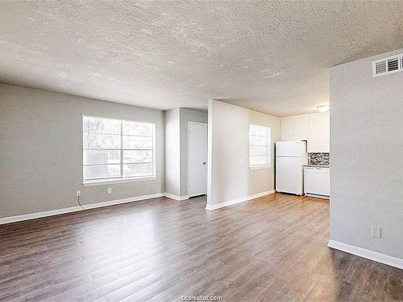 4th image of 3800 E 29th St APT 13
