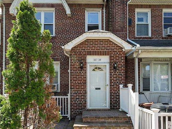 4th image of 16134 Grand Central Pkwy #2
