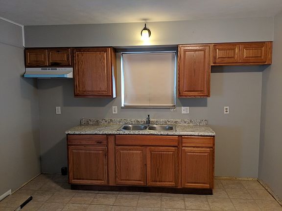 2nd image of 10019 Mayfair Dr