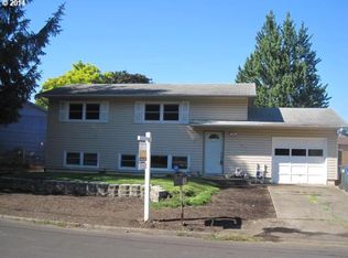 9245 SE Regents Dr, Milwaukie, OR 97222