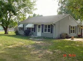 4975 E Glenwood Dr, Decatur, IL 62521