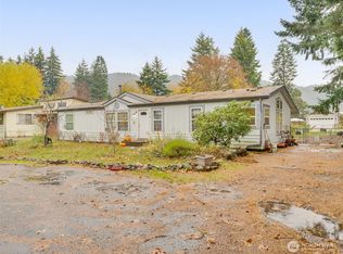 121 Rosenbach Ln, Carson, WA 98610