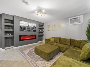 529 Avenue E #ID1073830P, Bayonne, NJ 07002