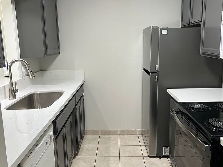1425 Tully Rd #2 — Photo 12