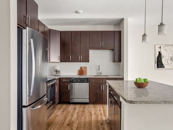 100 Woodview Way #3-103