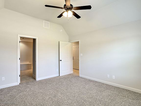 4th image of 3362 Marion Ln