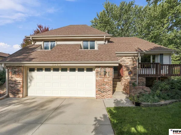 2343 S 75th St, Lincoln, NE 68506