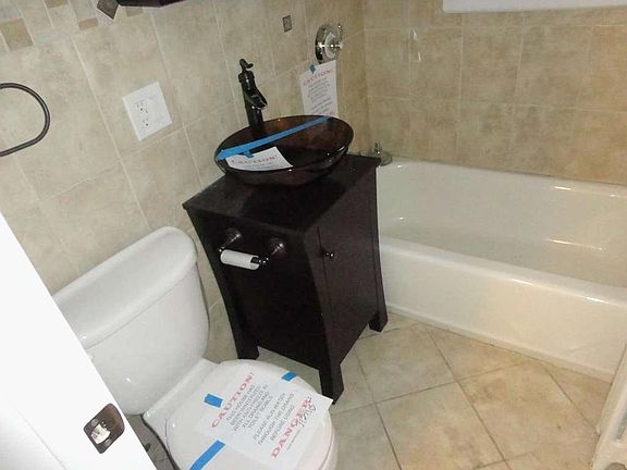 5th image of 3133 N 78th Ave
