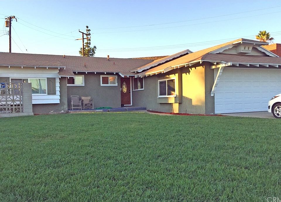 1st image of 1553 N Iris Ct