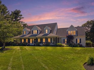 11 Fellowship Cir, Wareham, MA 02571