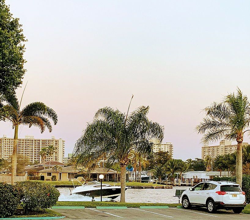 1st image of 6525 Bay Club Dr APT 2