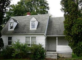 104 Larkspur Cir, Mount Pleasant, PA