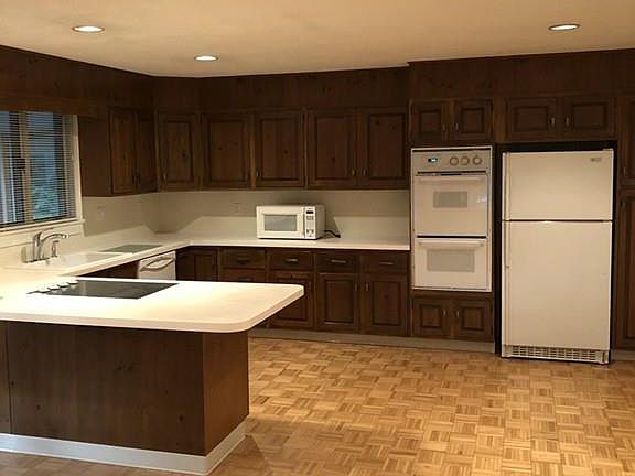 2nd image of 3 Todd Ln