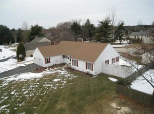 10 Abenaki Rd, Northborough, MA 01532