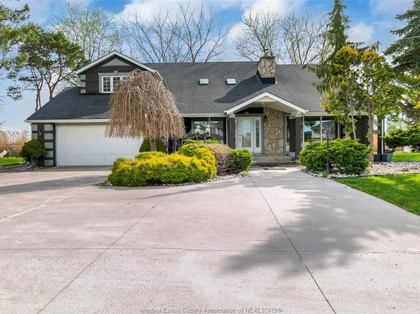 112 County Road 22, Lakeshore, ON N9K 1E2