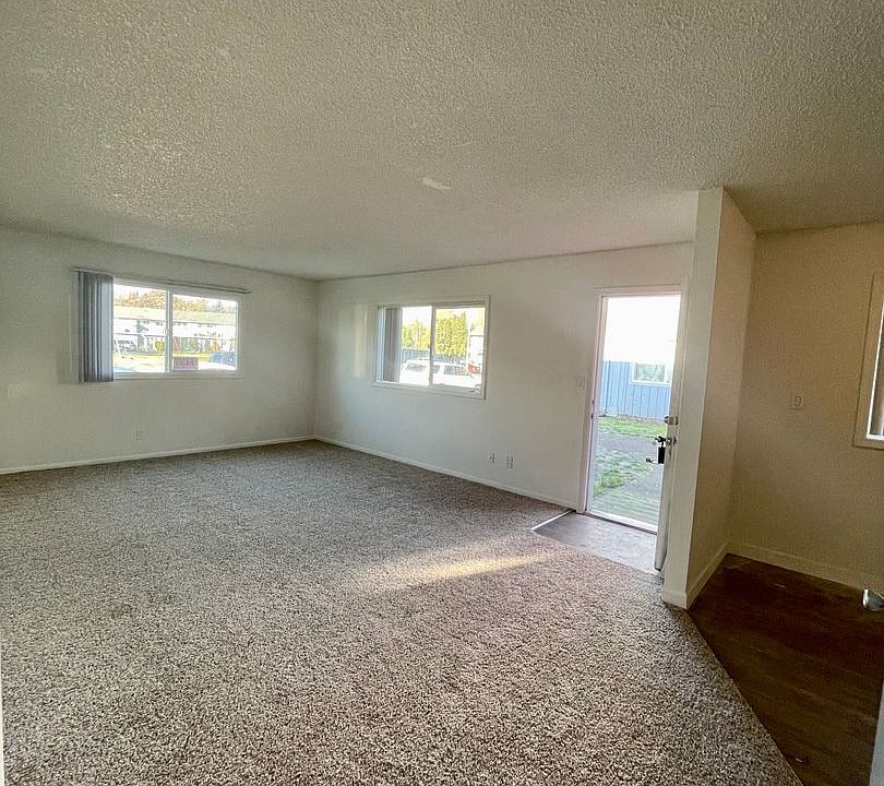 1st image of 1940 33rd Ave APT 07