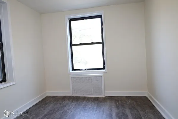 Rented by Kian Realty | media 6