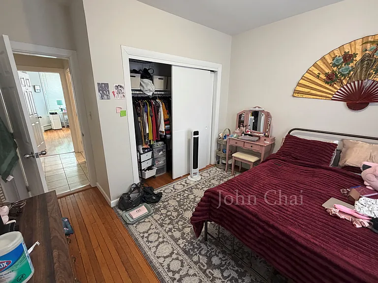 3 Sutherland Rd #4 — Photo 16