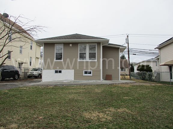 5th image of 356 Delawanna Ave