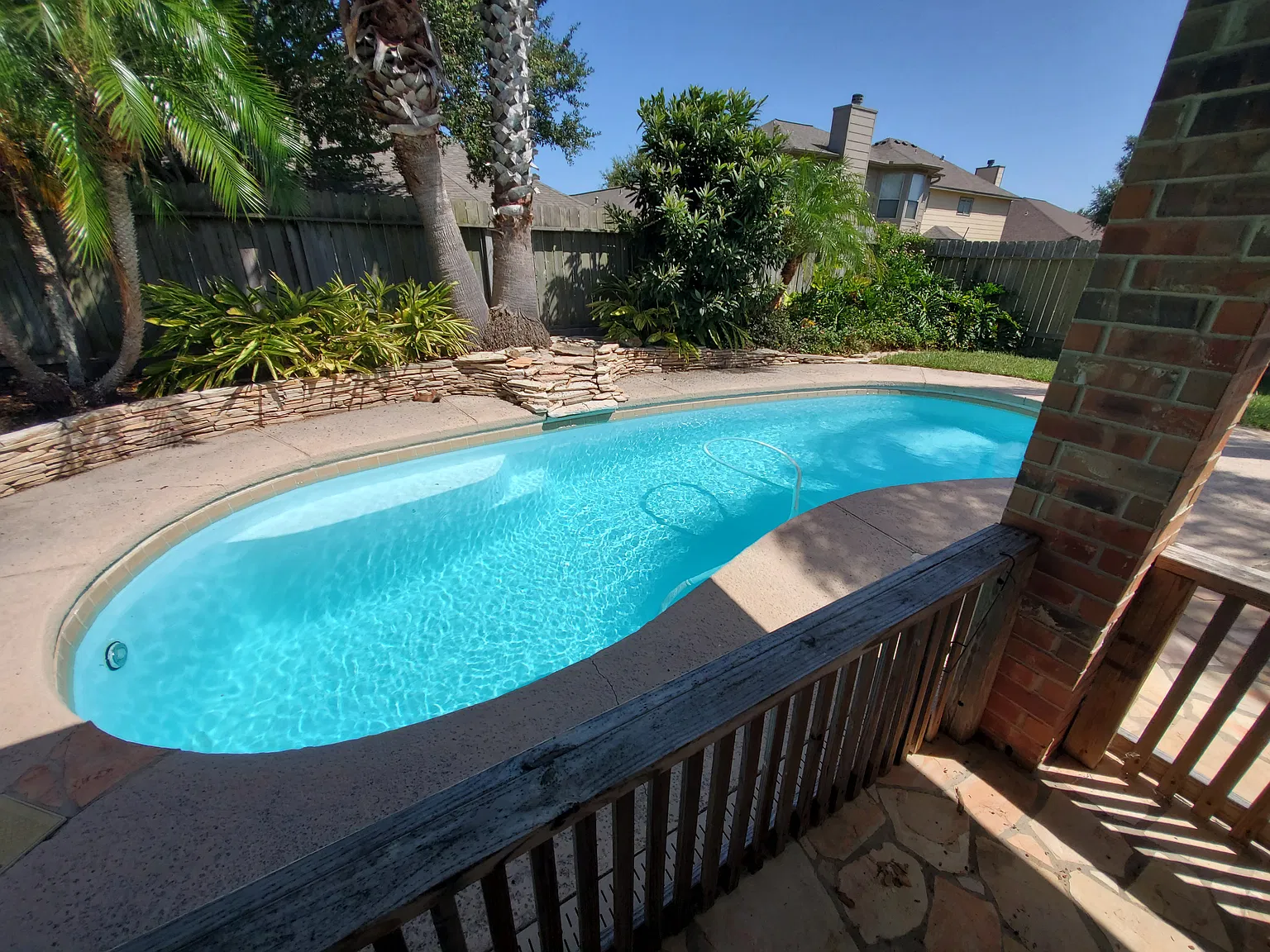 3 bed, 1783 sqft, $2,100 — Photo 2