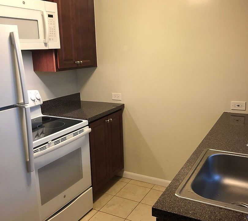 1st image of 6107 N Cicero Ave APT 3