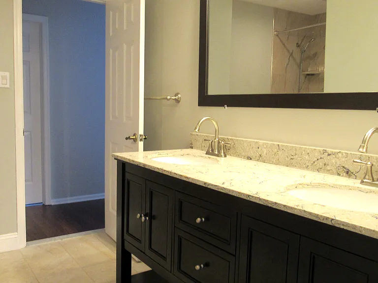 79 Portsmouth Ct — Photo 10