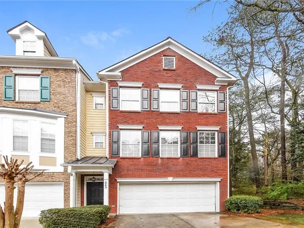2945 Wintercrest Pl, Dunwoody, GA 30360