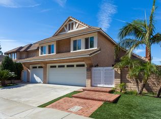 420 S Mountain View Ct, Orange, CA 92869