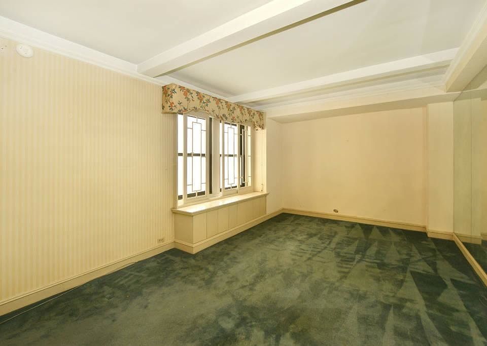 1st image of 161 Central Park S