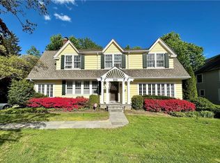 120 Brewster Rd, Scarsdale, NY 10583