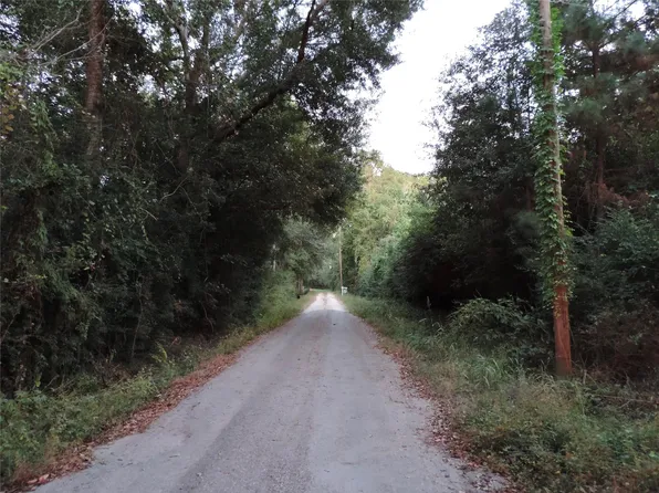 Martin Luther King Dr, Cleveland, TX 77327