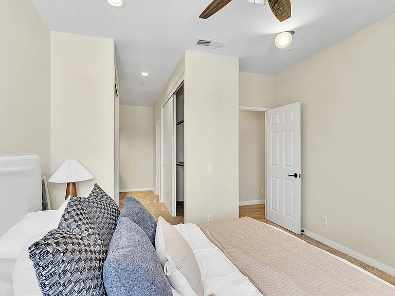 11424 Via Rancho San Diego #92-EL — Photo 16