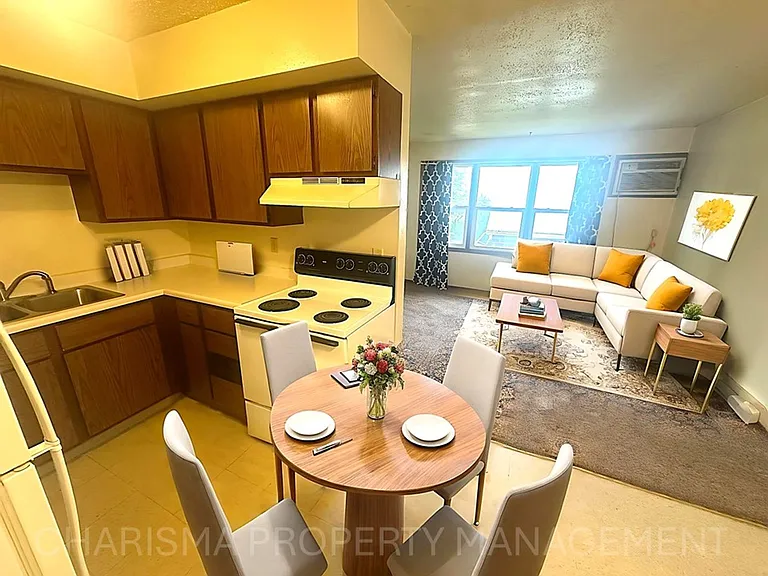 Garretson Apartments III A — Photo 17