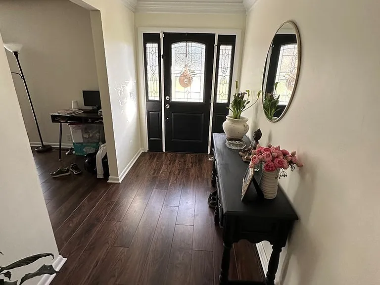 603 Wilson Dr — Photo 2