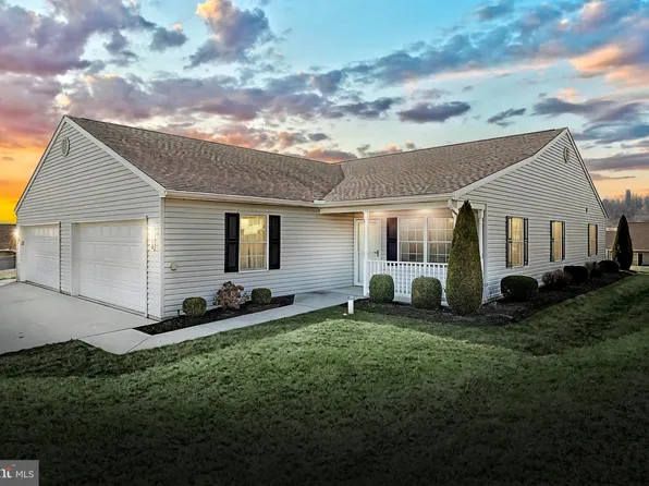 1358 Chami Dr #190, Spring Grove, PA 17362