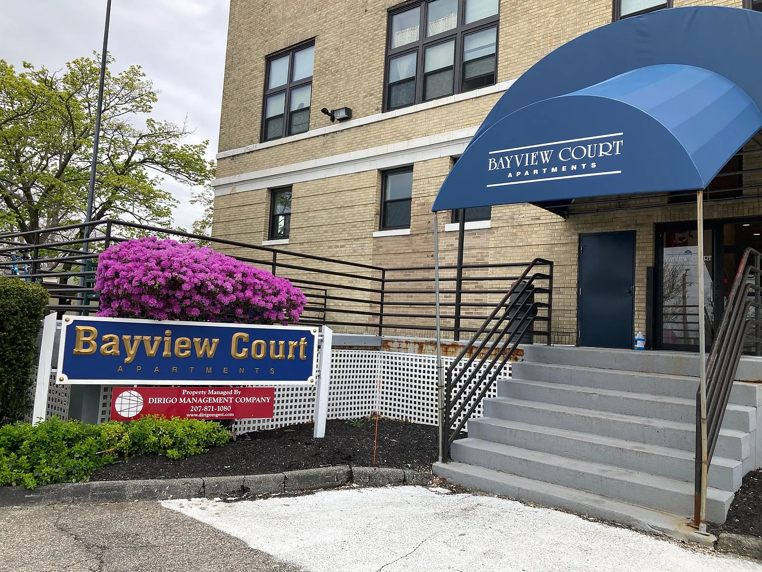 Bayview Court — Photo 2