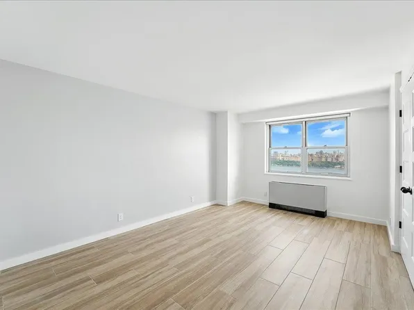 6600 Blvd East image 25 of 33