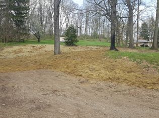 411 Jackson Rd, Plum, PA 15239