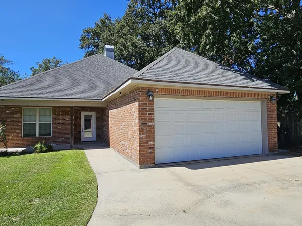 101 Colchester Dr, Broussard, LA 70518