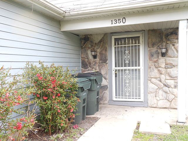 1st image of 1350 N Glen Cir APT D