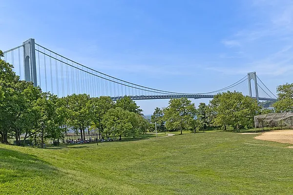 Sold by Fillmore | media 32